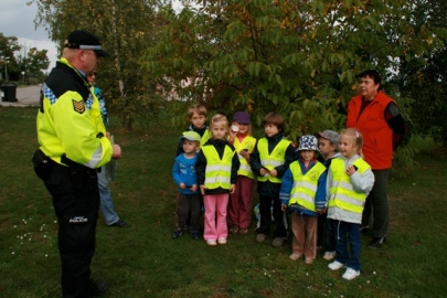 Obrázek galerie Děti s Obecní policií