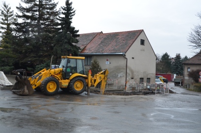 Obrázek galerie Výkopy kolem úřadu