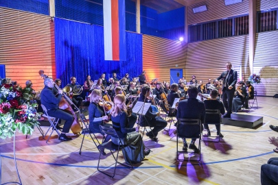 Slavnostní večer 100 let republiky