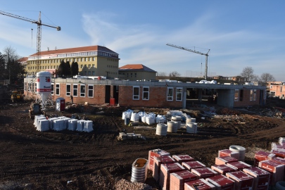 Stavba školy vstoupila do roku 2019