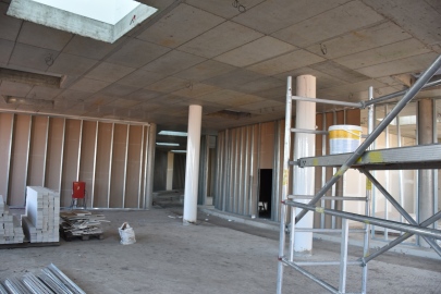 Stavba školy vstoupila do roku 2019